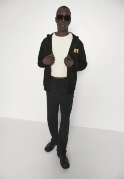 Hugo Daple - Zip-Up Sweatshirt - Black 11 Hugo Daple - Zip-Up Sweatshirt - Black -Hugo f62eb3e2c776476badff4e935c2ba4f7