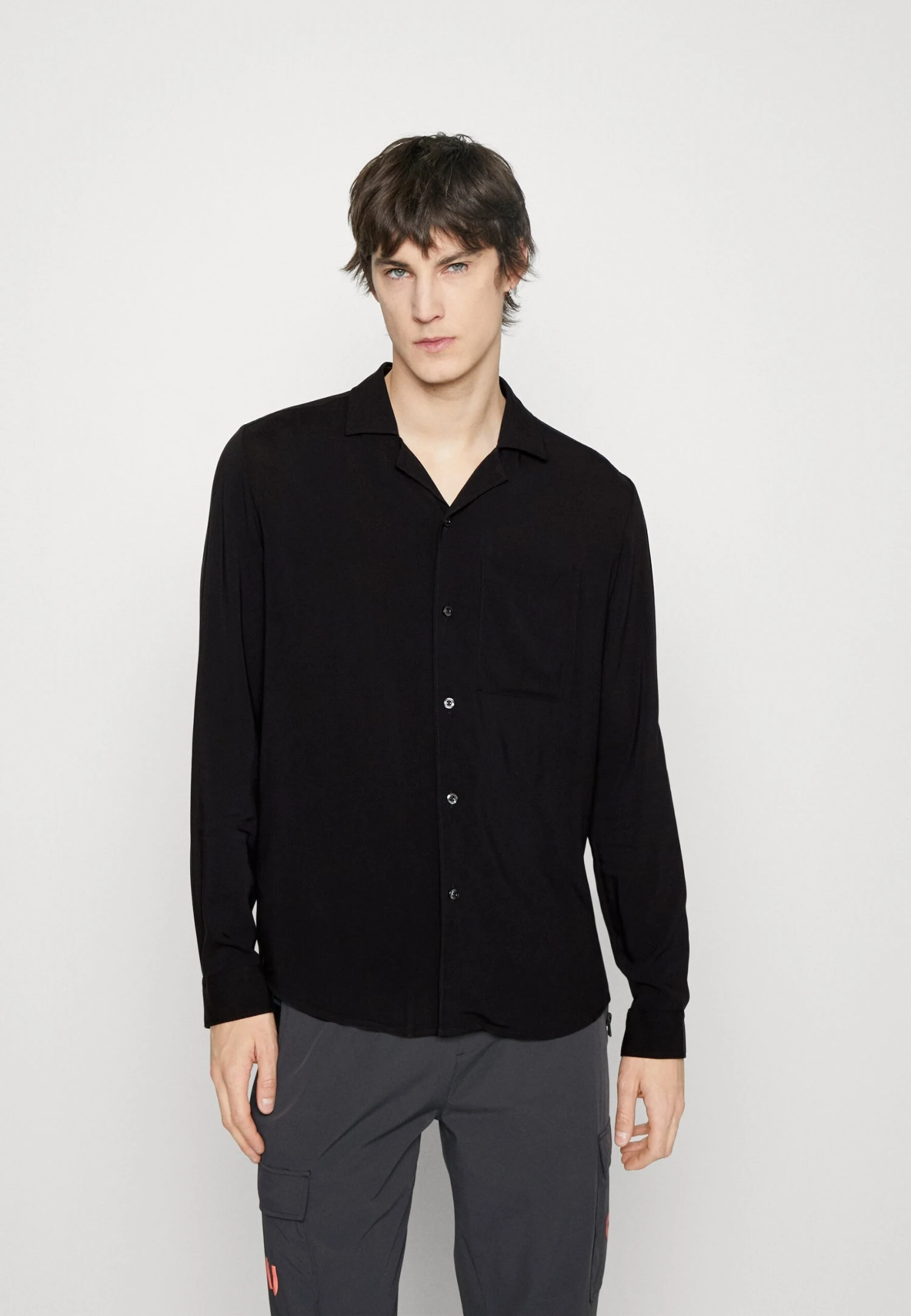 Hugo Ello - Shirt - Black 3 Hugo Ello - Shirt - Black