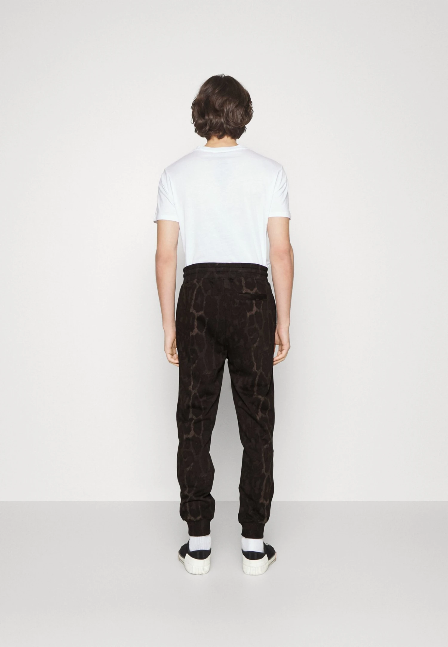 Hugo Danther - Tracksuit Bottoms - Black 5 Hugo Danther - Tracksuit Bottoms - Black - Image 3