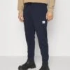 Hugo Doak - Tracksuit Bottoms - Dark Blue 1 Hugo Doak - Tracksuit Bottoms - Dark Blue -Hugo ffef3422b5c54267908bd3833c8f020d